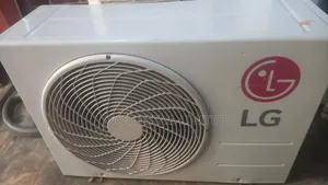 2hp Smart Lg Standing Air Condition With Remote and Hanger