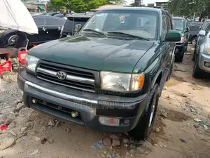 Toyota 4-Runner 2001 Green