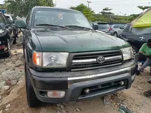 Toyota 4-Runner 2001 Green