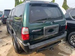 Toyota 4-Runner 2001 Green