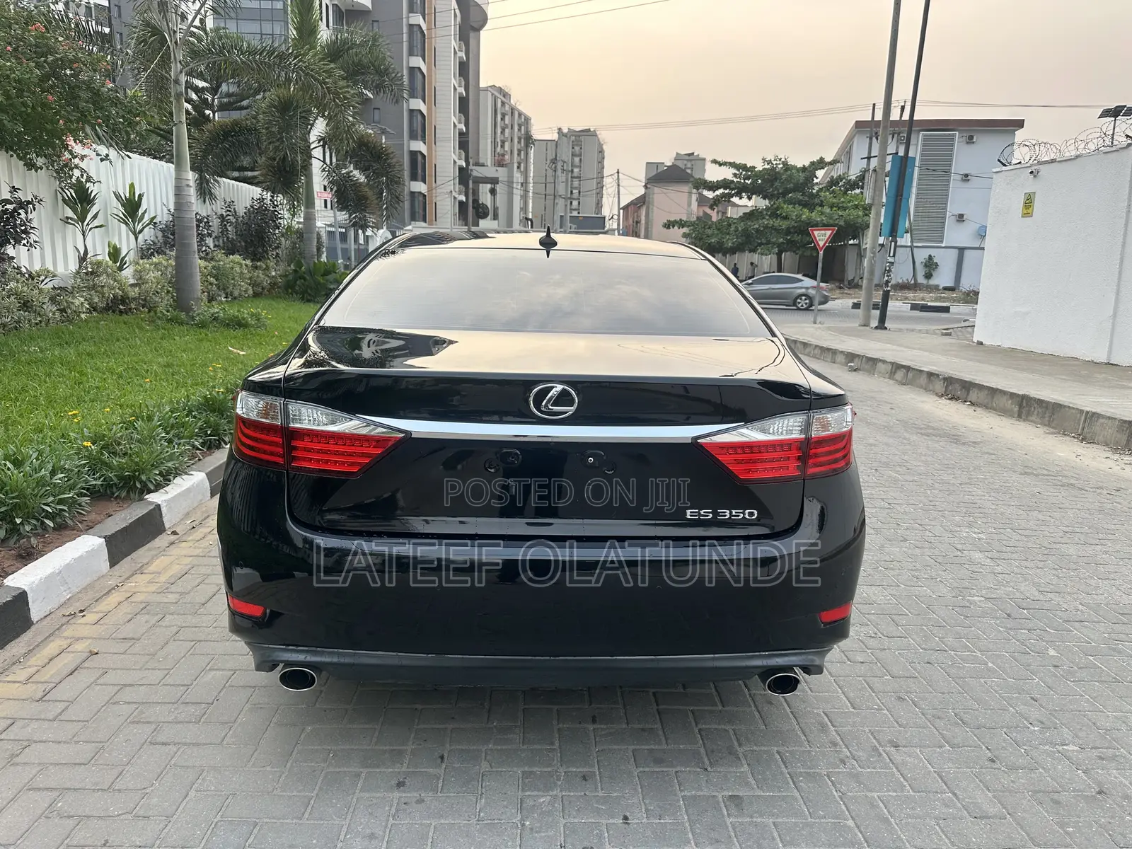Lexus ES 350 FWD 2014 Black
