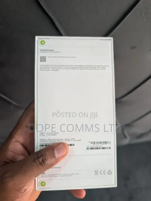 New Apple iPhone 16 Pro Max 256 GB Gold