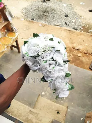 Cascading Bouquet