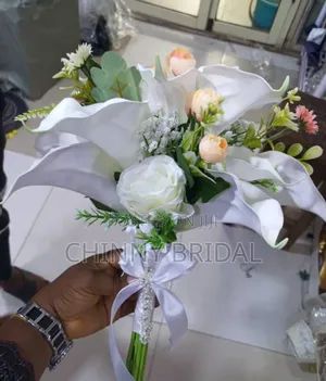 Unique Mixed Lily Bouquet