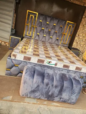 6/6 Bedframe.