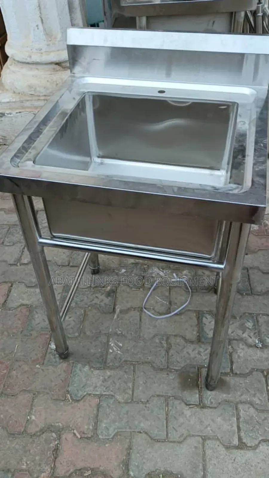 Single Sink Without Side