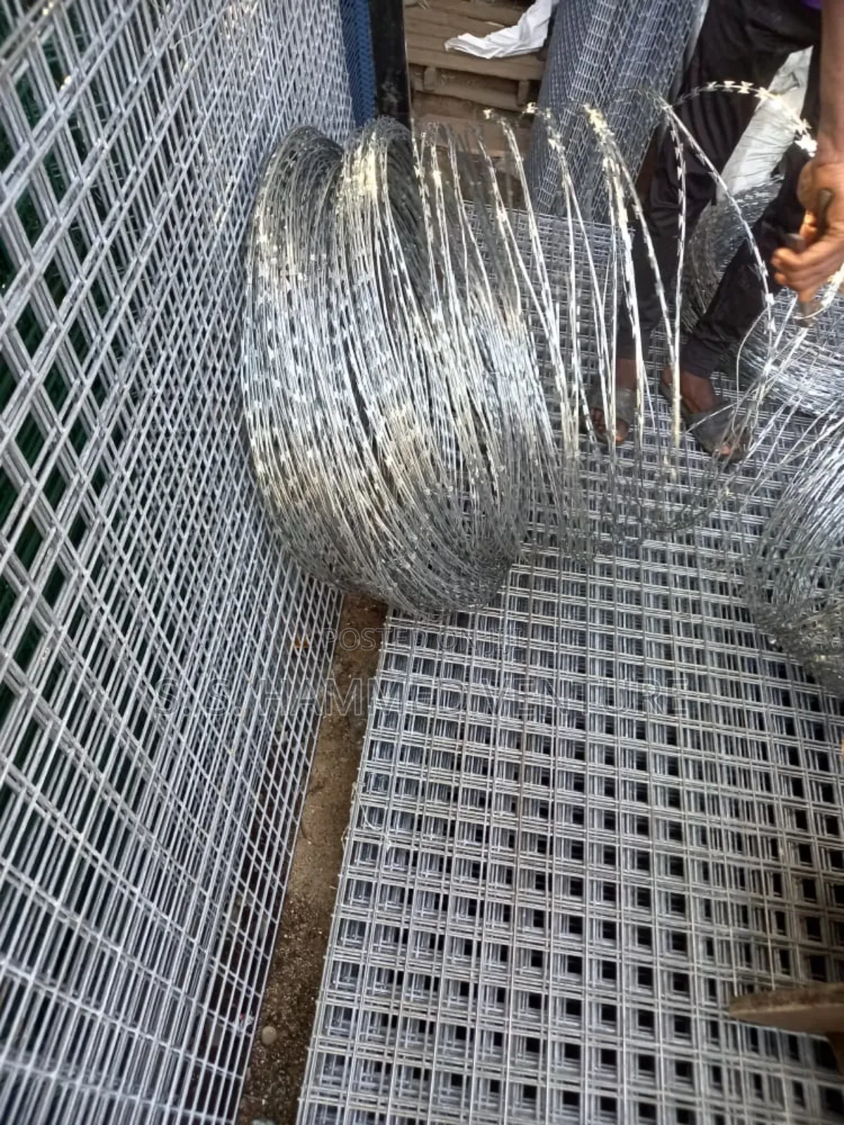Razor Security Round Circumference Wires