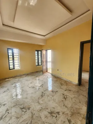 4bdrm Duplex in Omolayo Estate, Akobo for rent