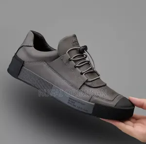 High Quality and Classy Sneakers