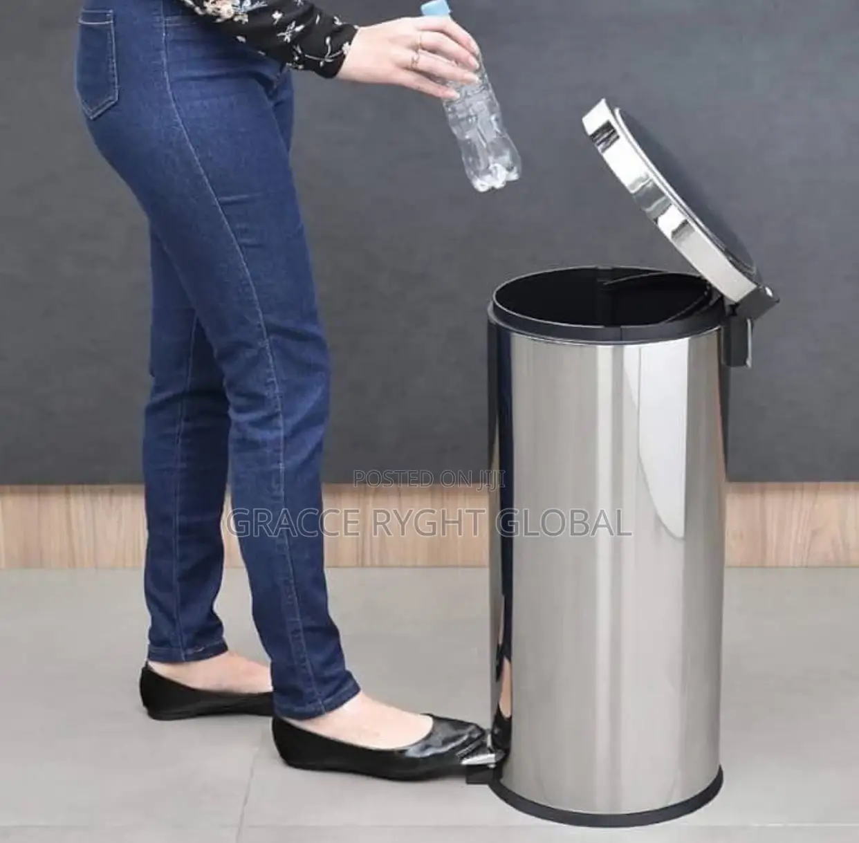 30l Stainless Pedal Bin