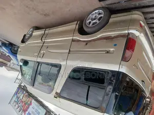 Daihatsu Hijet 2004 Gold