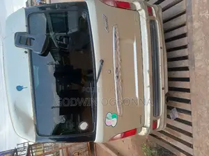 Daihatsu Hijet 2004 Gold