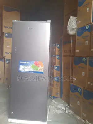 Skyrun 180l Standing Freezer - Premium Cooling to Your Home