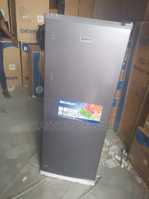 Skyrun 180l Freezer - Perfect for Large Famillies Business