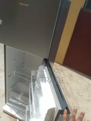 "Hisense 154l Double Door Refrigerator – Efficient Cooling