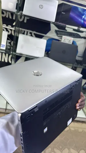 Photo - Hp Elitebook 840 G3 256 SSD 8gb Corei5