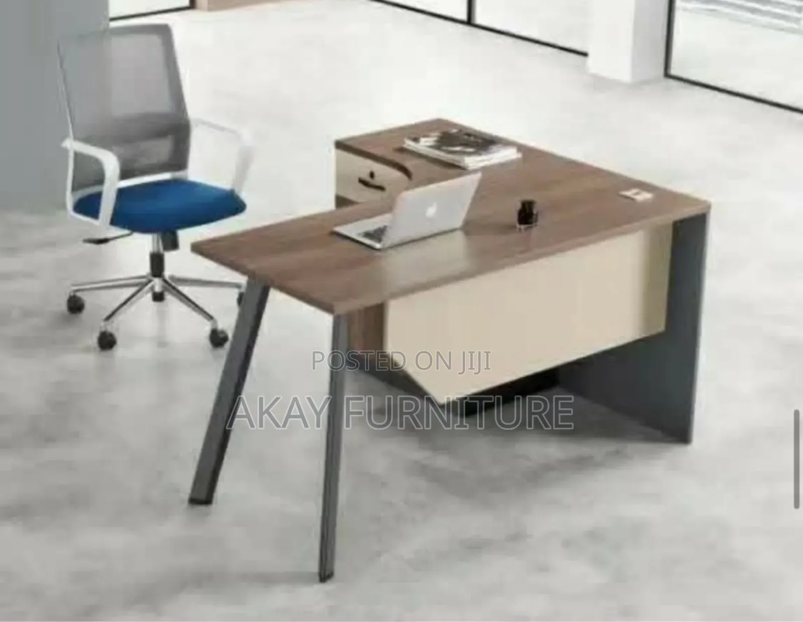 Executive Table In Size 1.4meters
