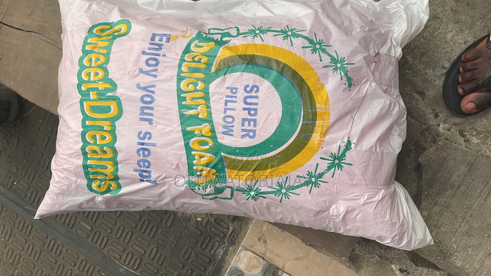 Hard Foam Pillow