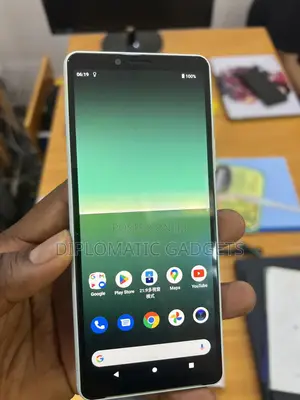 Photo - Sony Xperia 10 II 128 GB Blue