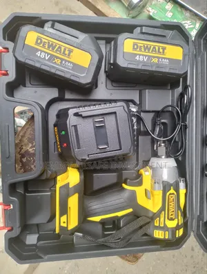Dewalt Cordless Impact Driver/Impact Wrench Machine