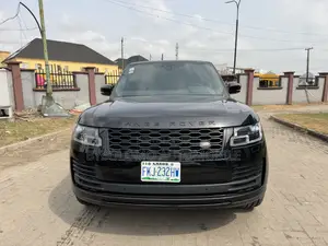 Land Rover Range Rover 3.0L V6 Supercharged HSE 2019 Black