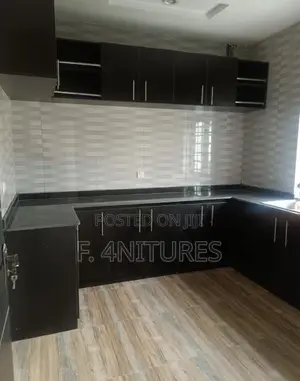 Photo - Luxury Kitchen Cabinet