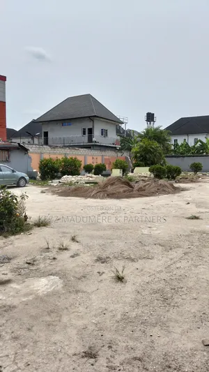 For Sale : 11⁄2 Cornerpiece Plots on Major Sars Rd, Ph