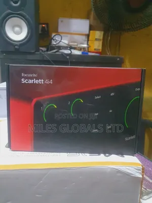 Photo - Focusrite 4i4 Soundcard