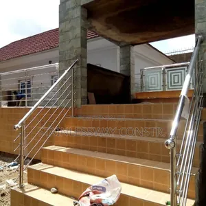 Stainless 5-Lining Railing  Lugbe