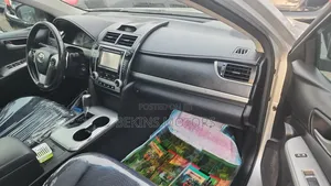 Toyota Camry 2015 Silver