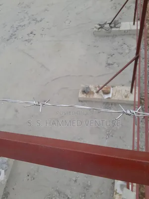 Extended Tession Straghting Barb Wires ( Eight [8 Lines] )