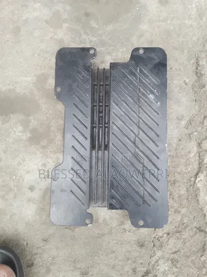Range Rover Amplifier 2017