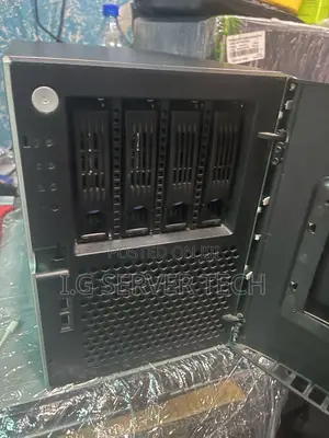 Server 32GB Intel Xeon HDD 3T