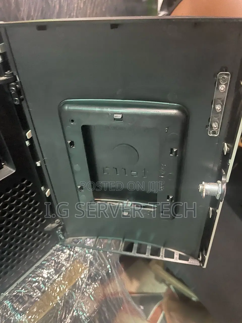 Server 32GB Intel Xeon HDD 3T