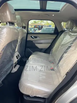 Land Rover Range Rover Velar P340 SE R-Dynamic 4x4 2019 Gold