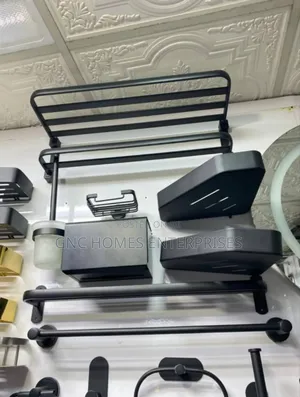 7 Set Shelf in Bathroom 