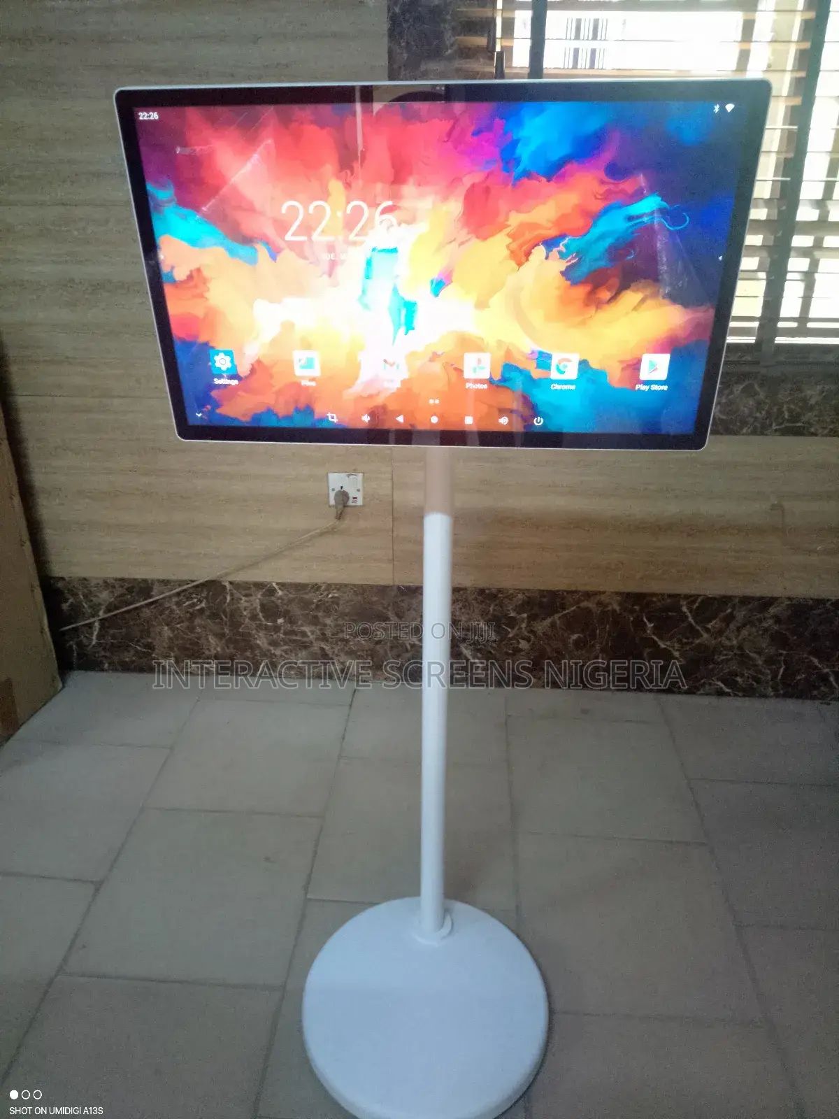 24 Inches Android Rotating Standbyme Screen