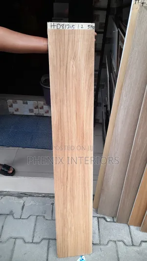Spain Wooden Faced Room Tiles