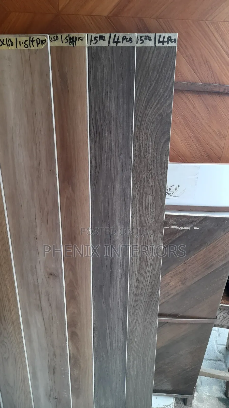 Spain Wooden Faced Room Tiles