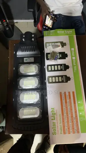 500w 4 Eyes Street Light With Inbuilt Lithium Battery