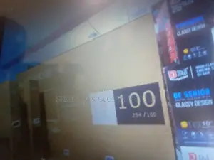 100uk6400 Model