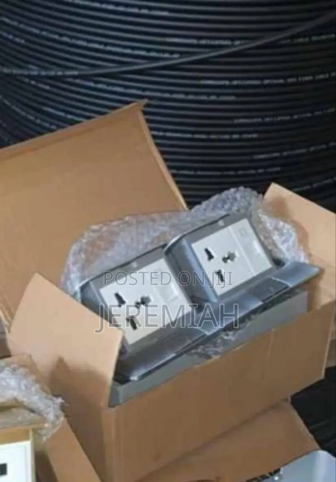 Table Floor Box