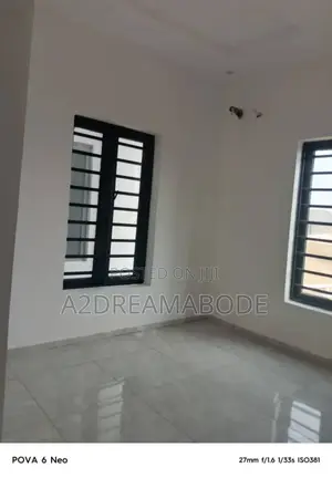 4bdrm Duplex in Omole Phase 1 for rent