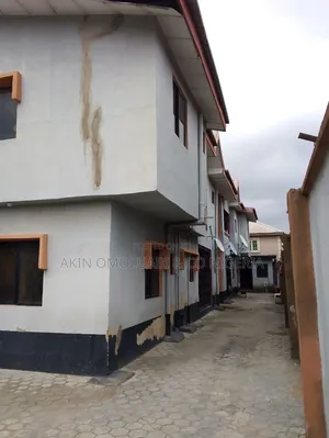 Photo - Furnished 8bdrm Block of Flats in Bucknor for sale