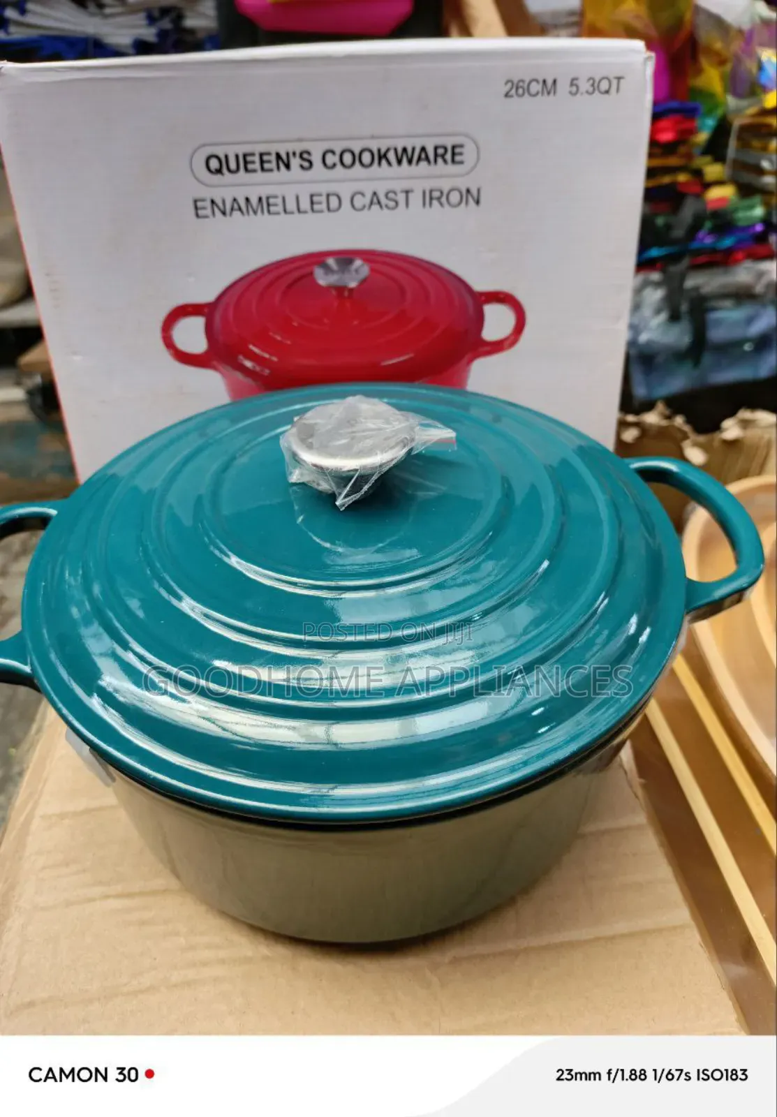 Queen's Cookware Enameled Pot