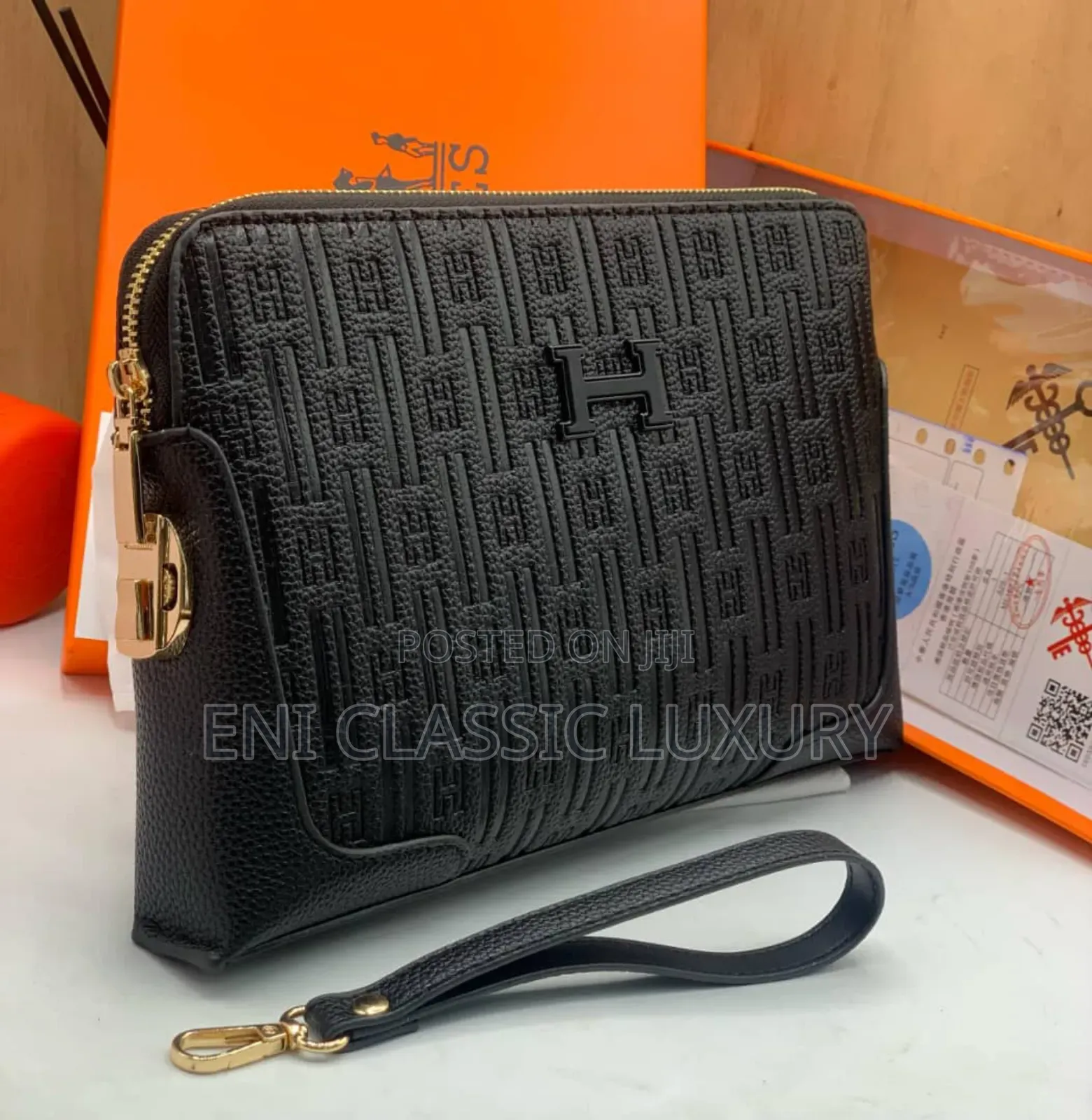 Classic Men Luxury Leather Armpit Purses Louis Vuitton
