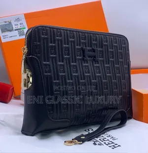 Classic Men Luxury Leather Armpit Purses Louis Vuitton