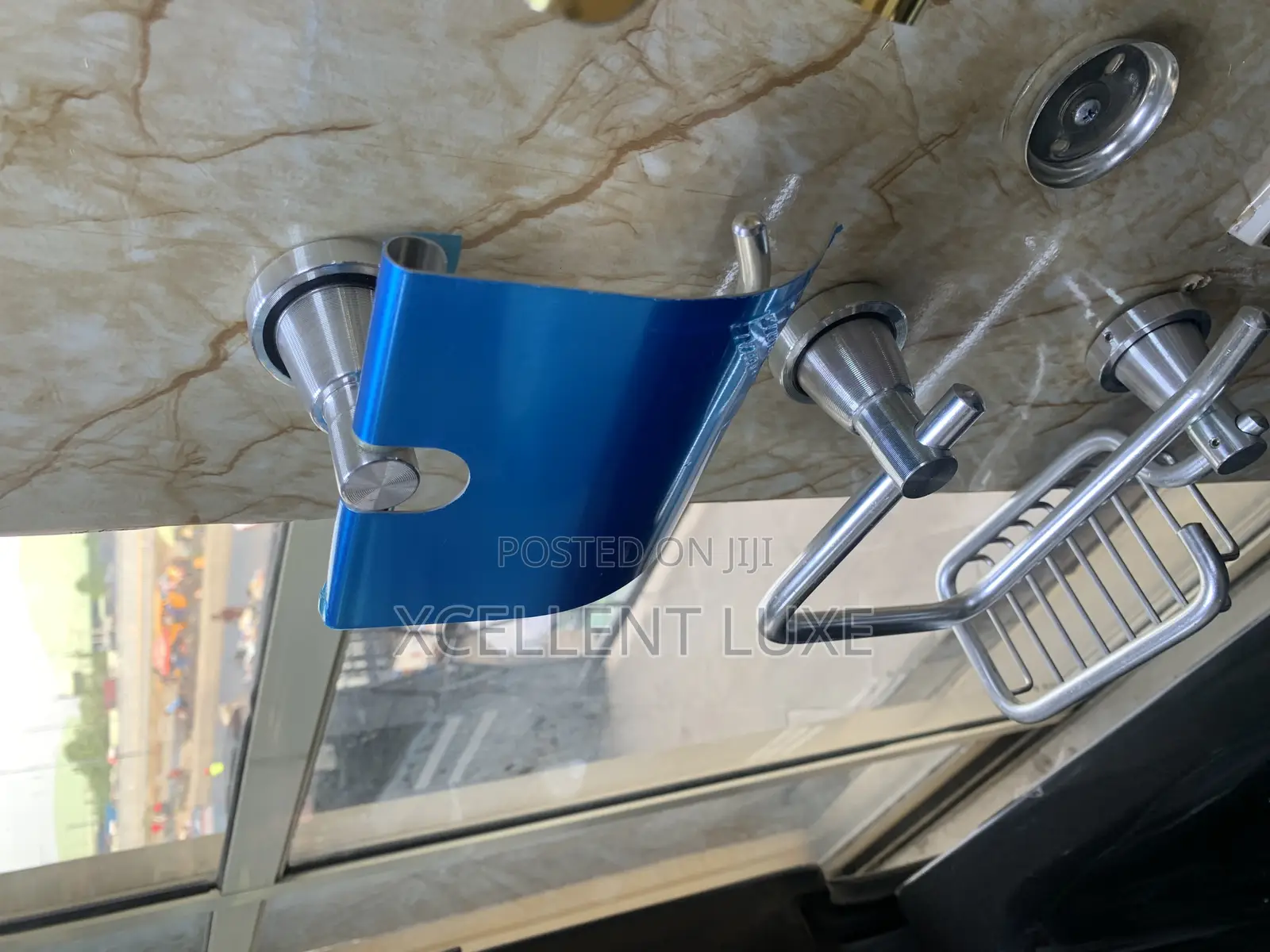 Anti Rust Tissue Holder