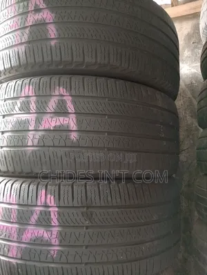 285/40/23 Used One Pirelli