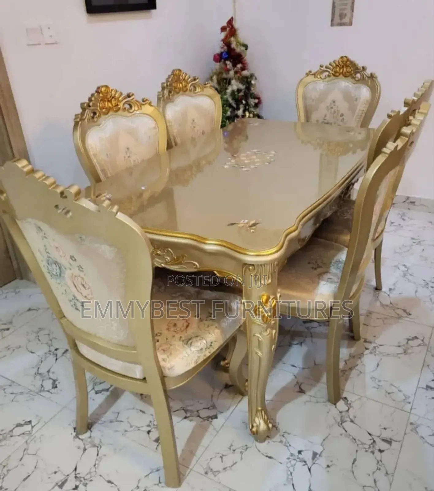 Golden Royal Dinning Set.